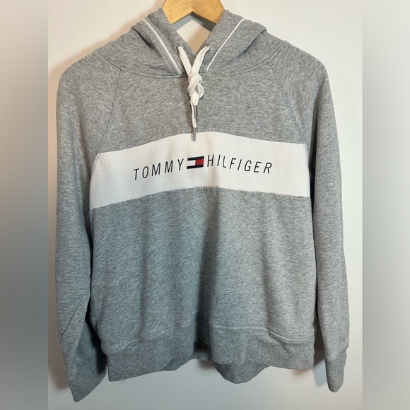 Tommy Hilfiger Grey Hoodie - Picture 3 of 7